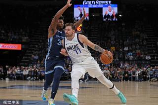 湖人首节的 湖人首节的