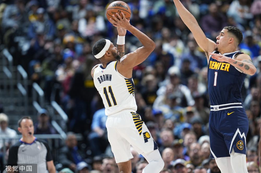 球完成投篮 球完成投篮